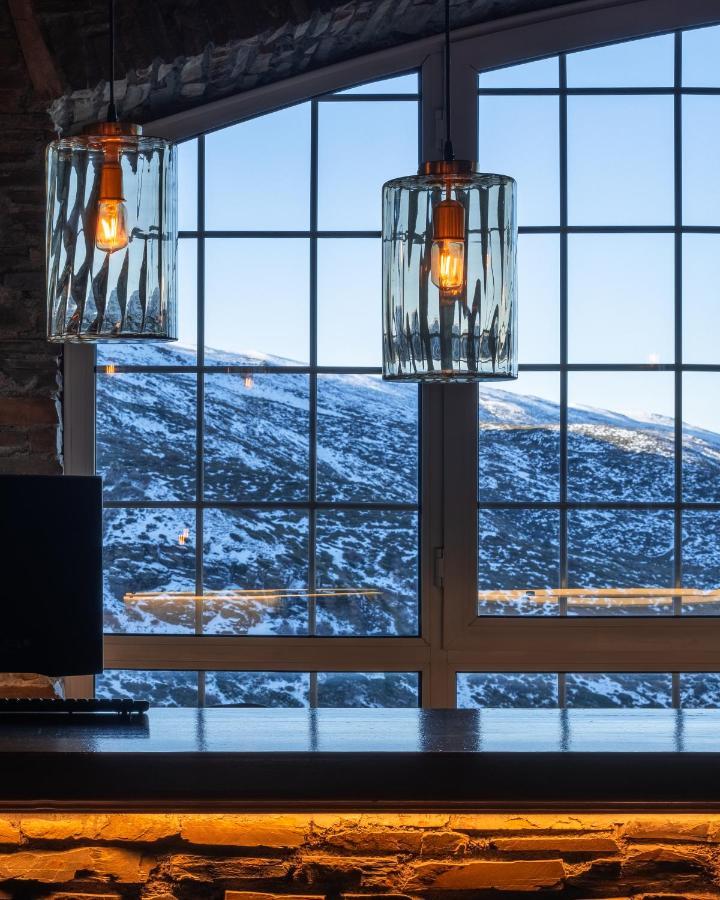 The Mountains Hotel Serra Nevada Exterior foto