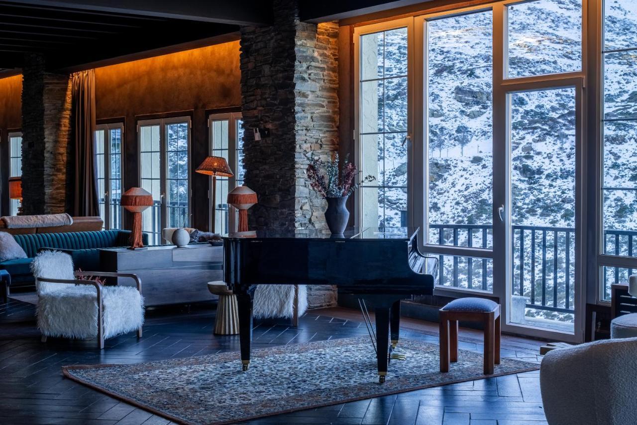 The Mountains Hotel Serra Nevada Exterior foto
