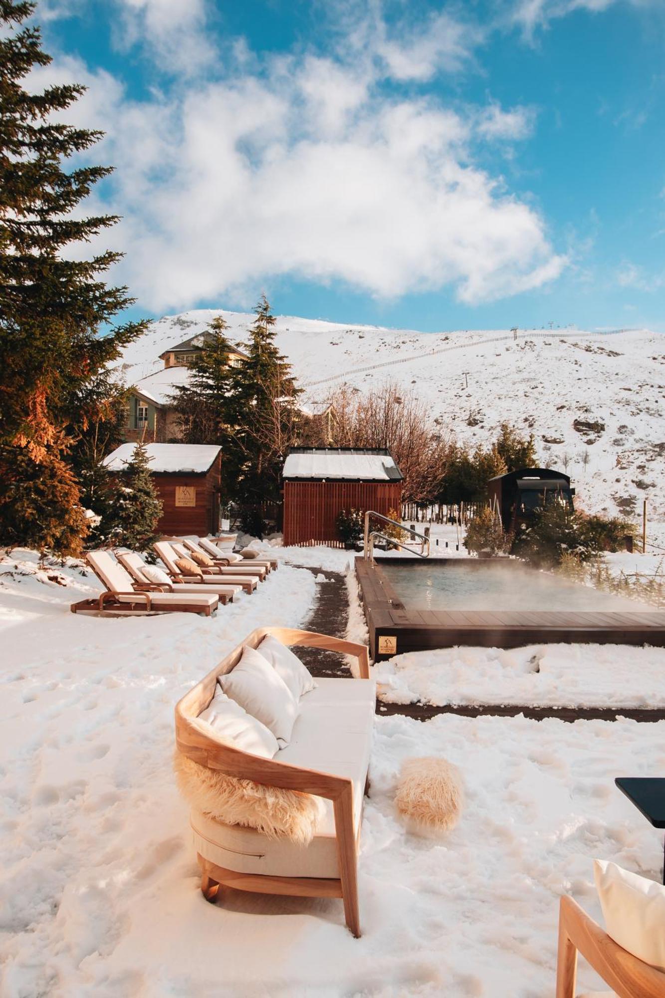 The Mountains Hotel Serra Nevada Exterior foto